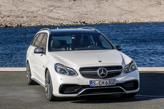 Mercedes E 63 AMG Saloon & Estate 2013-5.jpg